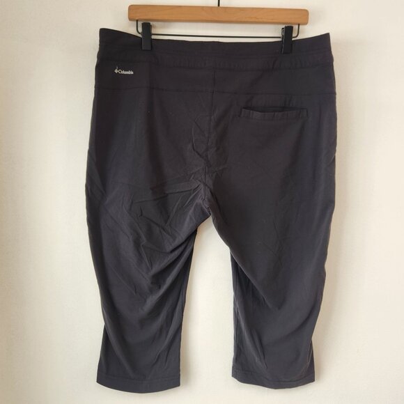 Columbia Omni-Shield Advanced Repellency Black Hiking Pants Cropped Size 16 - Picture 2 of 9